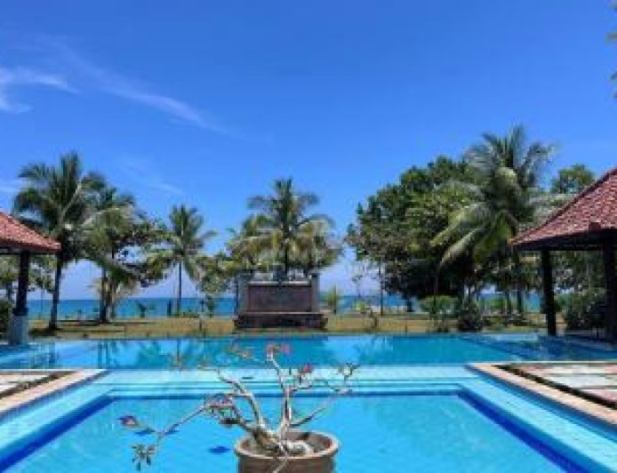 Viral! Lorin Resort Belitung 2026 – Villa Tepi Pantai Sunrise & Sunset Langsung, Ini yang Bikin Semua Orang Mau Balik Lagi